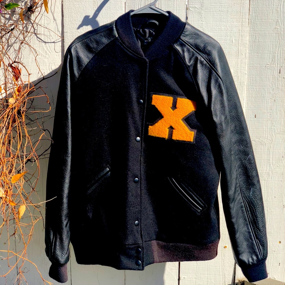 Strange vacation leather variety jacket